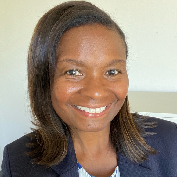 Meet your Posher, Pamela - Picture 1 of 1